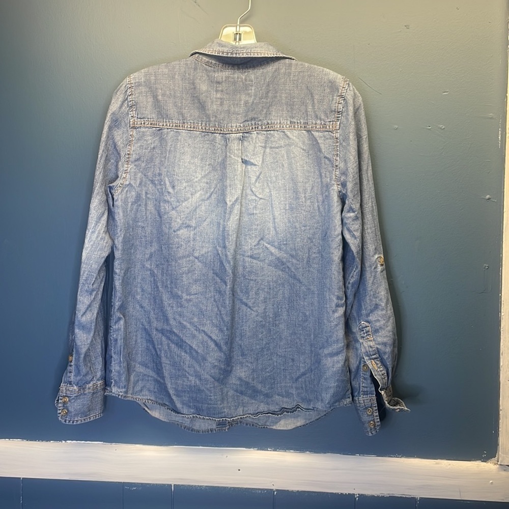 Shirt - Picture 5 of 10